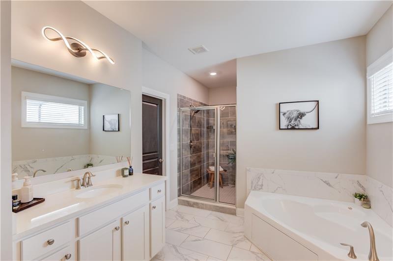 Canton, Georgia, 30115, United States, 5 Bedrooms Bedrooms, ,4 BathroomsBathrooms,Residential,For Sale,2032781