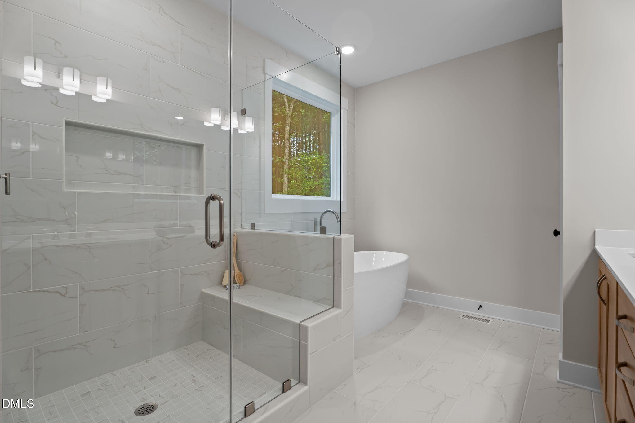 Louisburg, North Carolina, 27549, United States, 4 Bedrooms Bedrooms, ,3 BathroomsBathrooms,Residential,For Sale,1966640