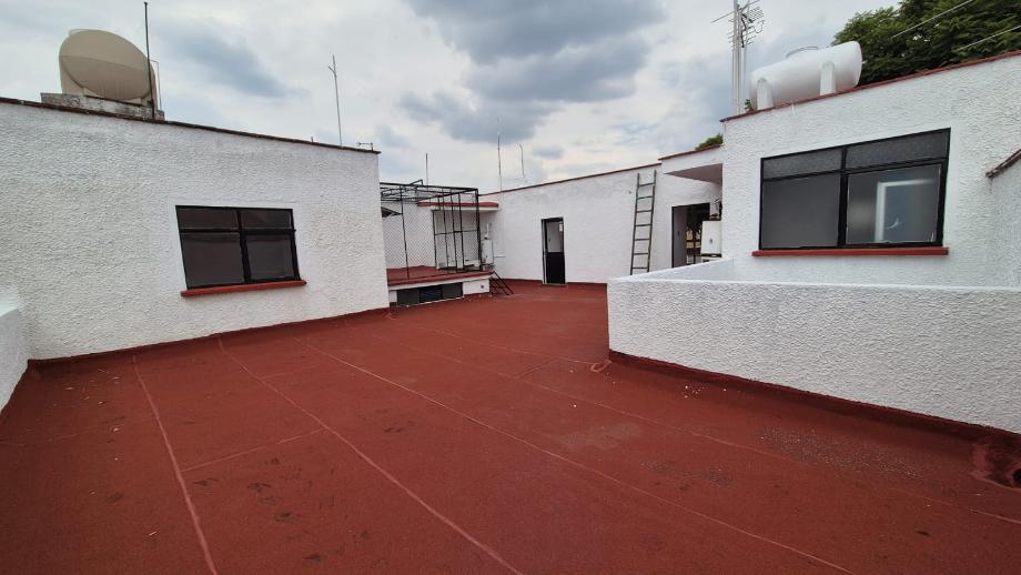 Iztacalco, Ciudad de México, 08200, Mexico, 9 Bedrooms Bedrooms, ,3 BathroomsBathrooms,Residential,For Sale,1918570