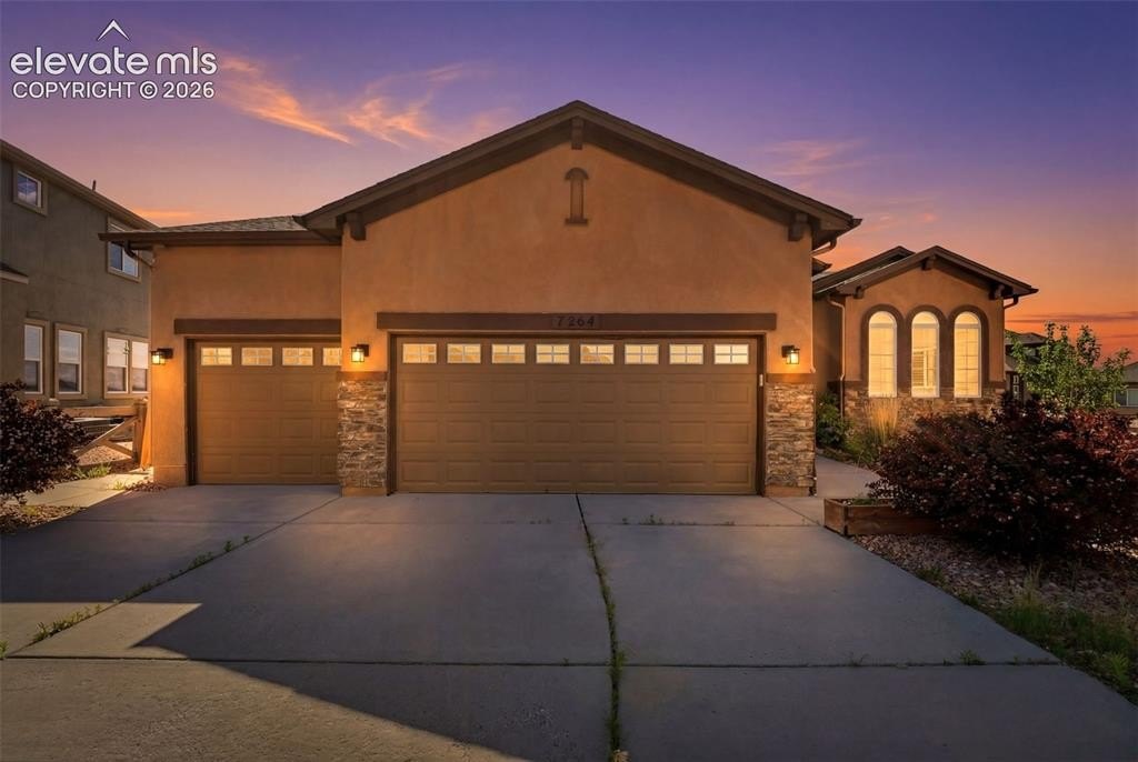 Jagged Rock Cir, Colorado Springs, CO 80927
