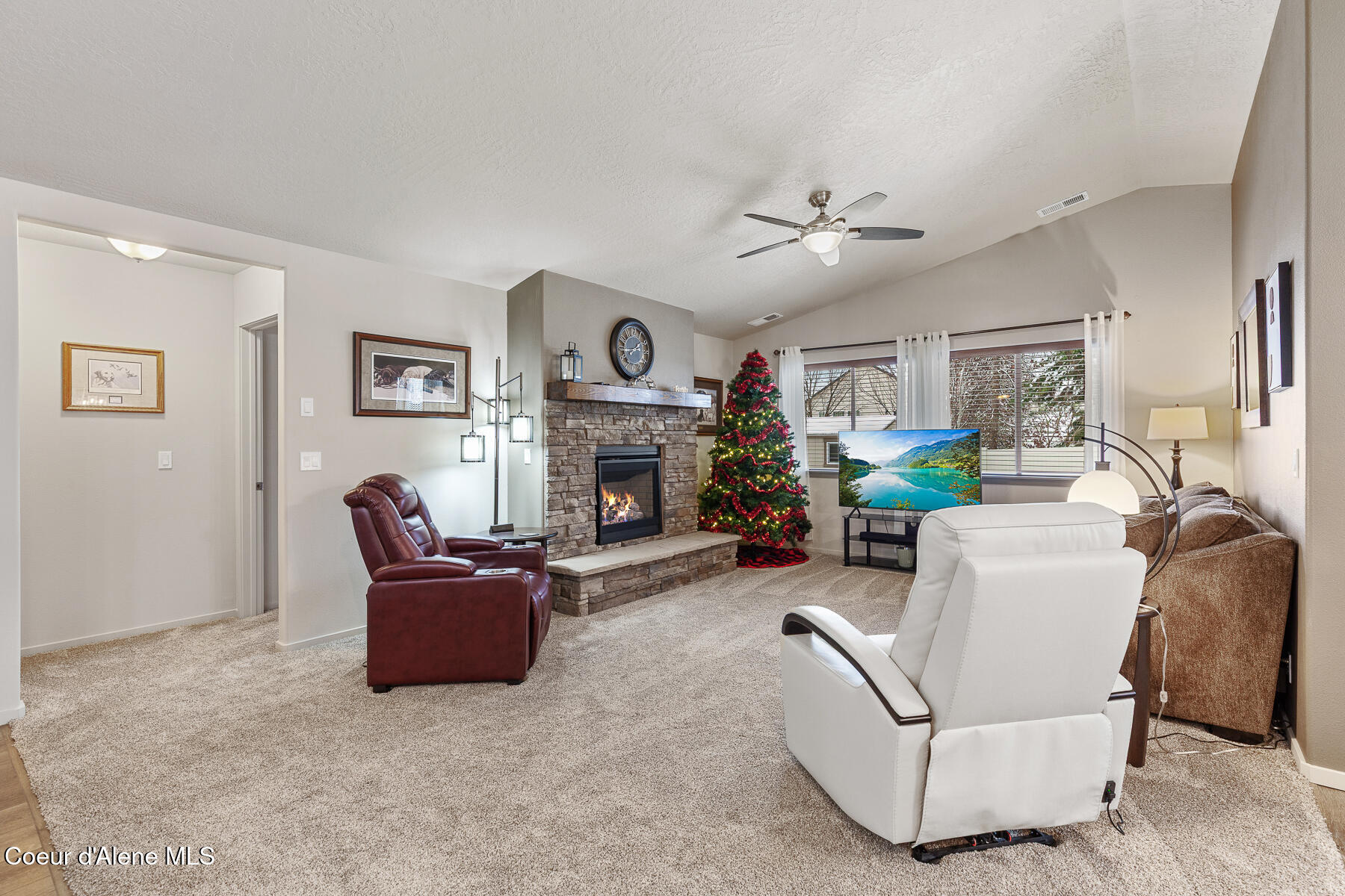 Post Falls, Idaho, 83854, United States, 3 Bedrooms Bedrooms, ,Residential,For Sale,2003159