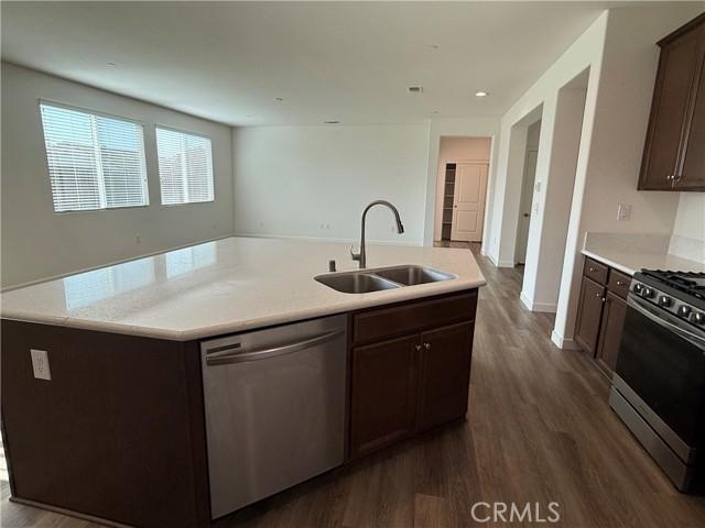 Los Banos, California, 93635, United States, 3 Bedrooms Bedrooms, ,2 BathroomsBathrooms,Residential,For Sale,1881481