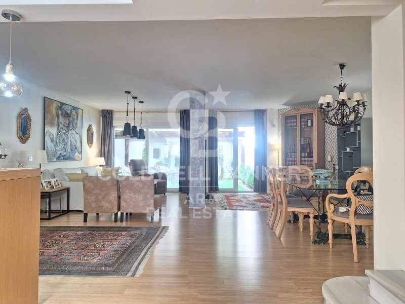 M?laga, Marbella, Nueva Andaluc?a, Los Naranjos M?, Marbella, Andalusia, ES, 4 Bedrooms Bedrooms, ,2 BathroomsBathrooms,Residential,For Sale,M?laga, Marbella, Nueva Andaluc?a, Los Naranjos M?,1621183