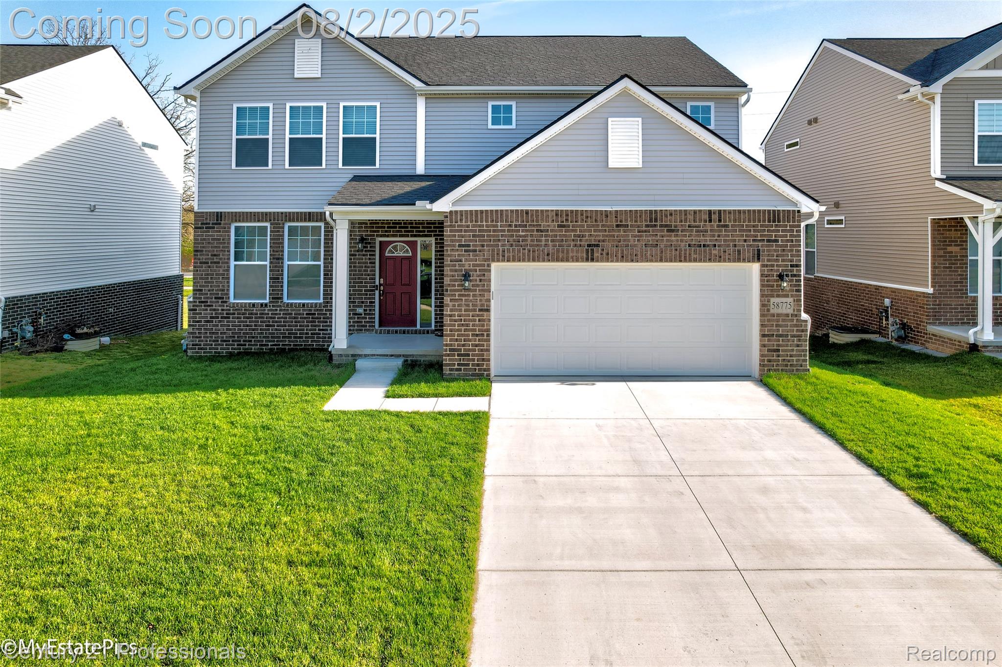 SouthLyon, Michigan, 48178, United States, 4 Bedrooms Bedrooms, ,3 BathroomsBathrooms,Residential,For Sale,1904843