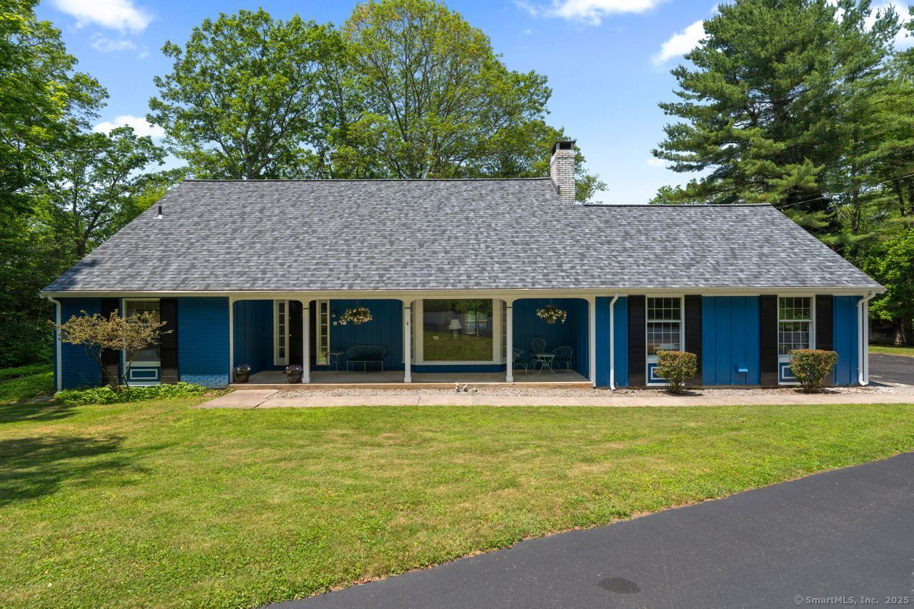 Old Lyme, Connecticut, 06371, United States, 4 Bedrooms Bedrooms, ,3 BathroomsBathrooms,Residential,For Sale,1856921