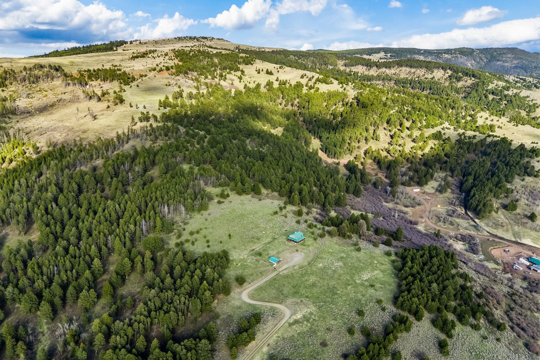  755 Coffee Creek Rd - 物件實景