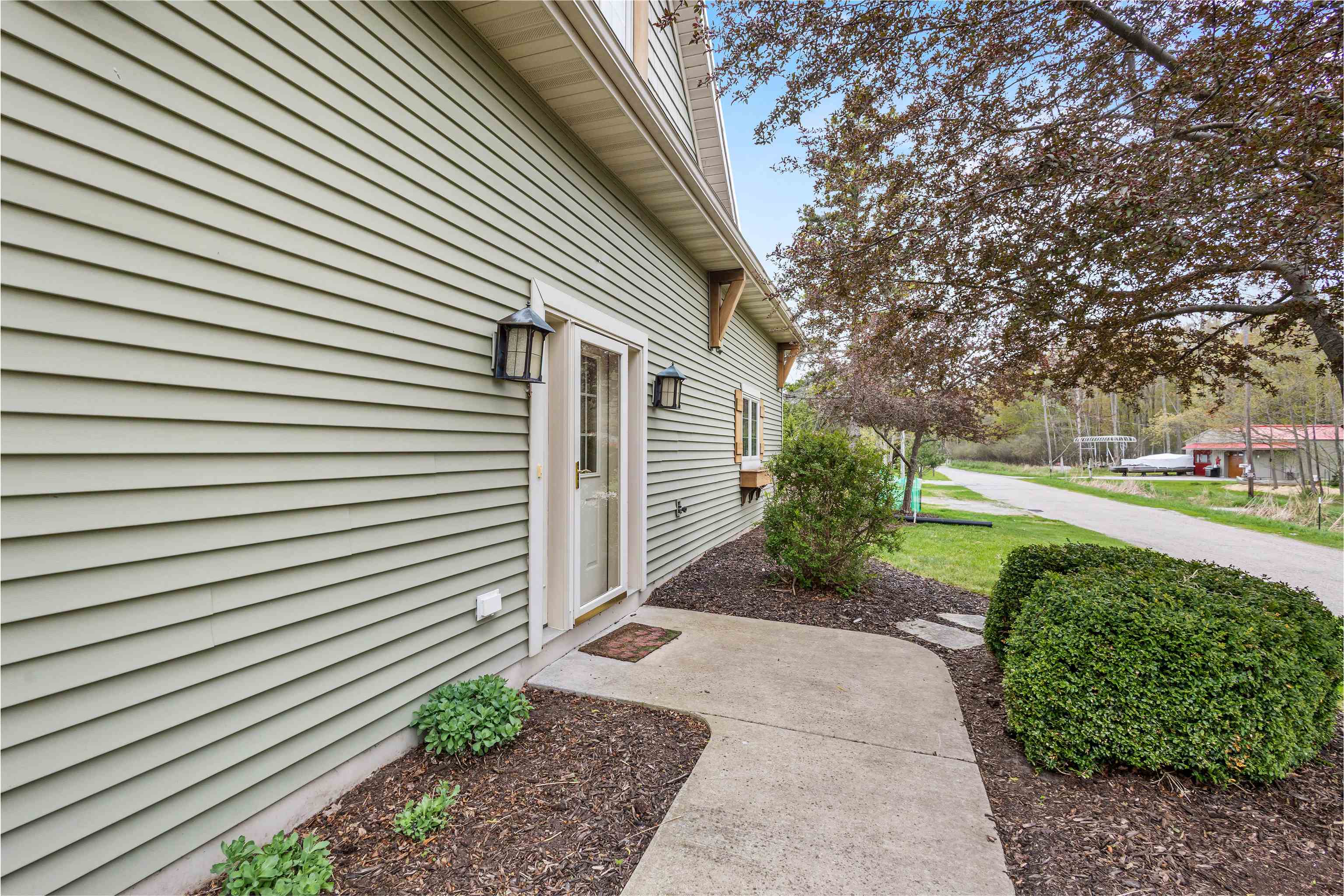 Oconto, Wisconsin, 54153, United States, 3 Bedrooms Bedrooms, ,3 BathroomsBathrooms,Residential,For Sale,2017329