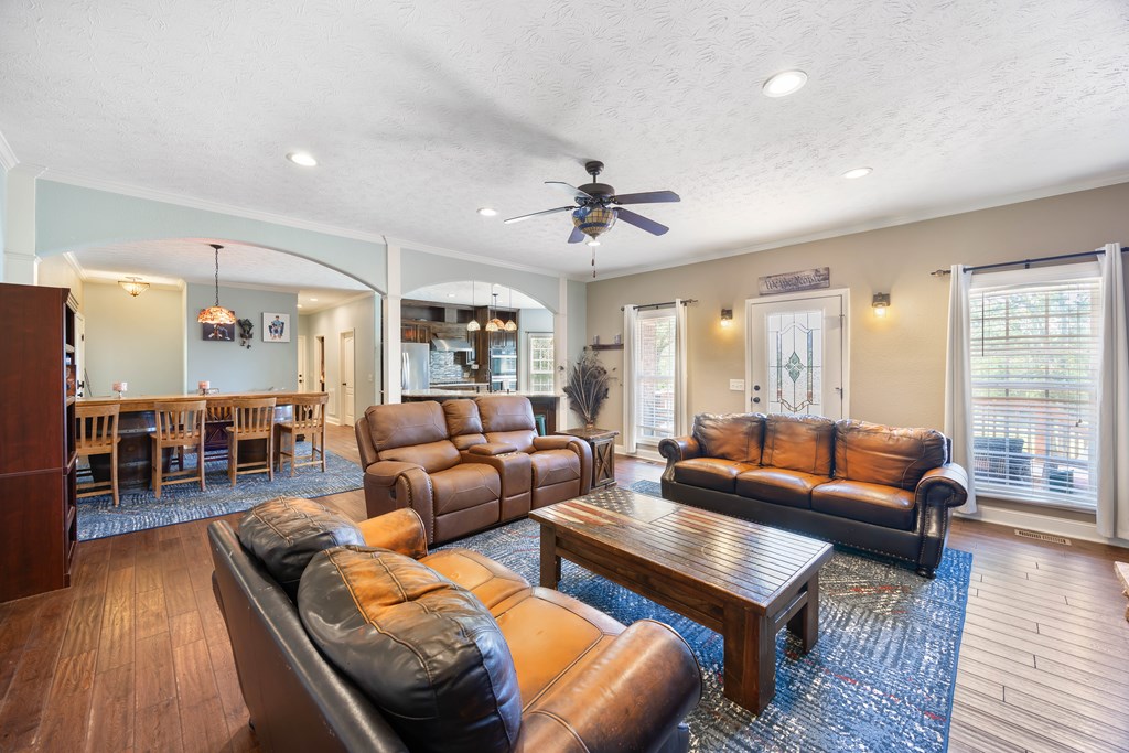 Junction City, Georgia, 31812, United States, 6 Bedrooms Bedrooms, ,5 BathroomsBathrooms,Residential,For Sale,1939165