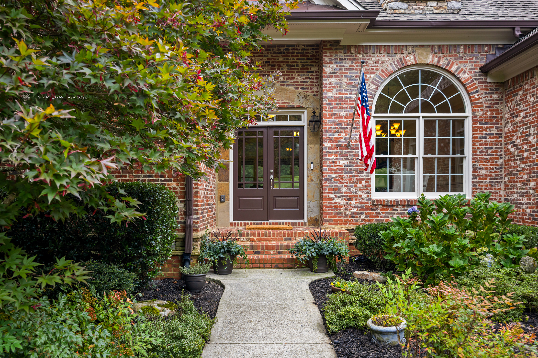  Set on a Spacious Cul-de-Sac Lot in Arbor Green - 物件實景