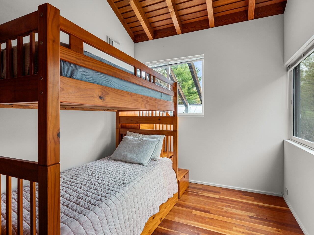 Hubbardton, Vermont, 05735, United States, 5 Bedrooms Bedrooms, ,4 BathroomsBathrooms,Residential,For Sale,1883394