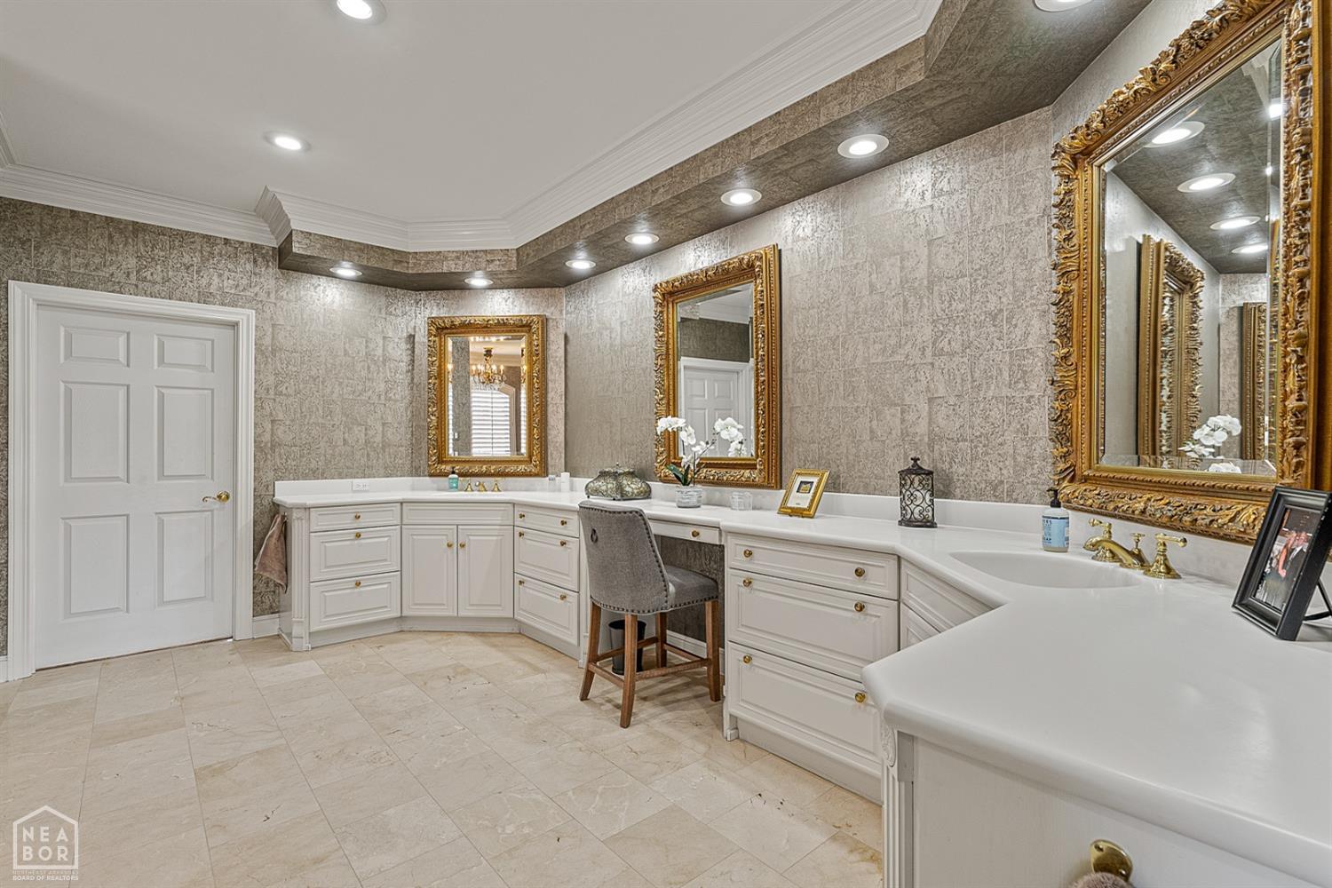 Jonesboro, Arkansas, 72404, United States, 4 Bedrooms Bedrooms, ,5 BathroomsBathrooms,Residential,For Sale,1976719