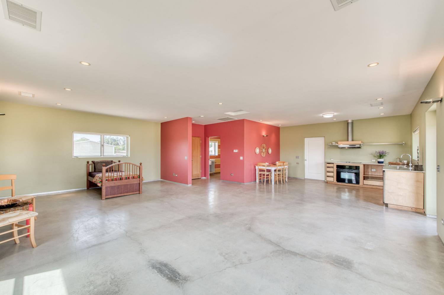 Clovis, California, 93619, United States, 1 Bedroom Bedrooms, ,1 BathroomBathrooms,Residential,For Sale,1935415