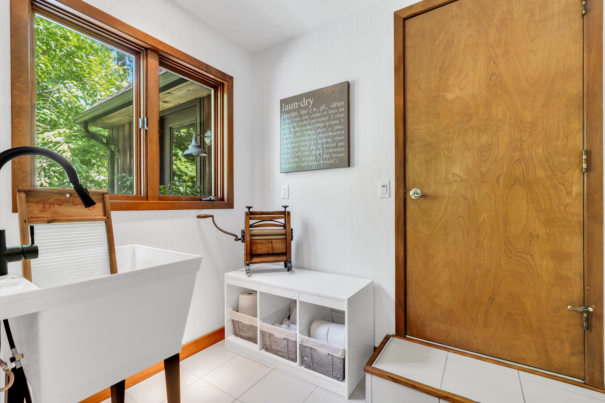  267 E Highland Avenue - 物件實景