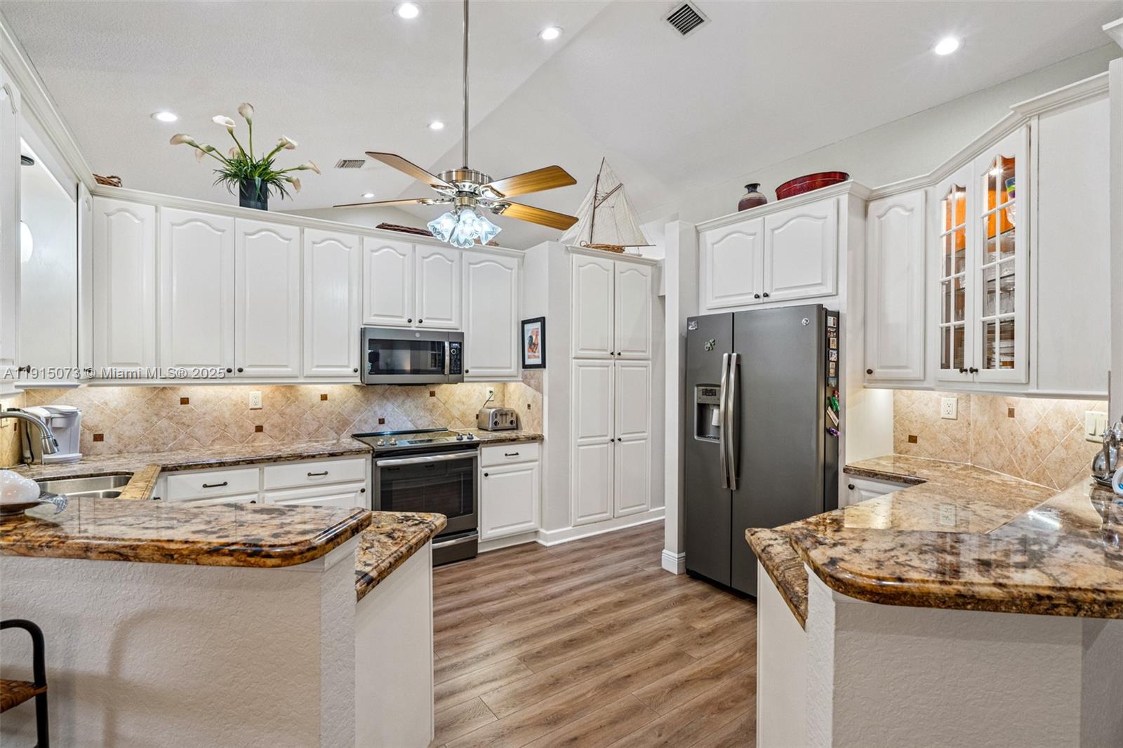 Lake Worth, Florida, 33467, United States, 4 Bedrooms Bedrooms, ,3 BathroomsBathrooms,Residential,For Sale,1994755