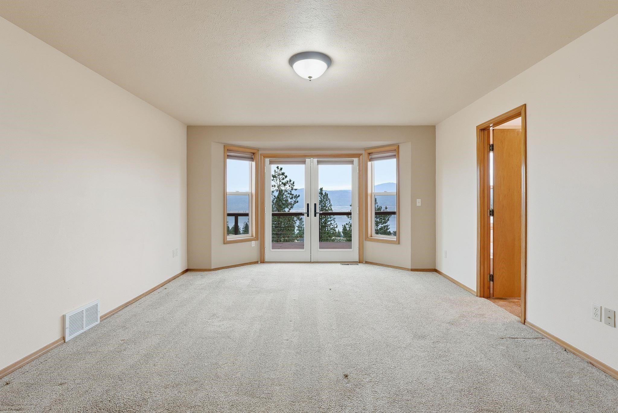 Seven Bays, Washington, 99122, United States, 5 Bedrooms Bedrooms, ,3 BathroomsBathrooms,Residential,For Sale,1992977