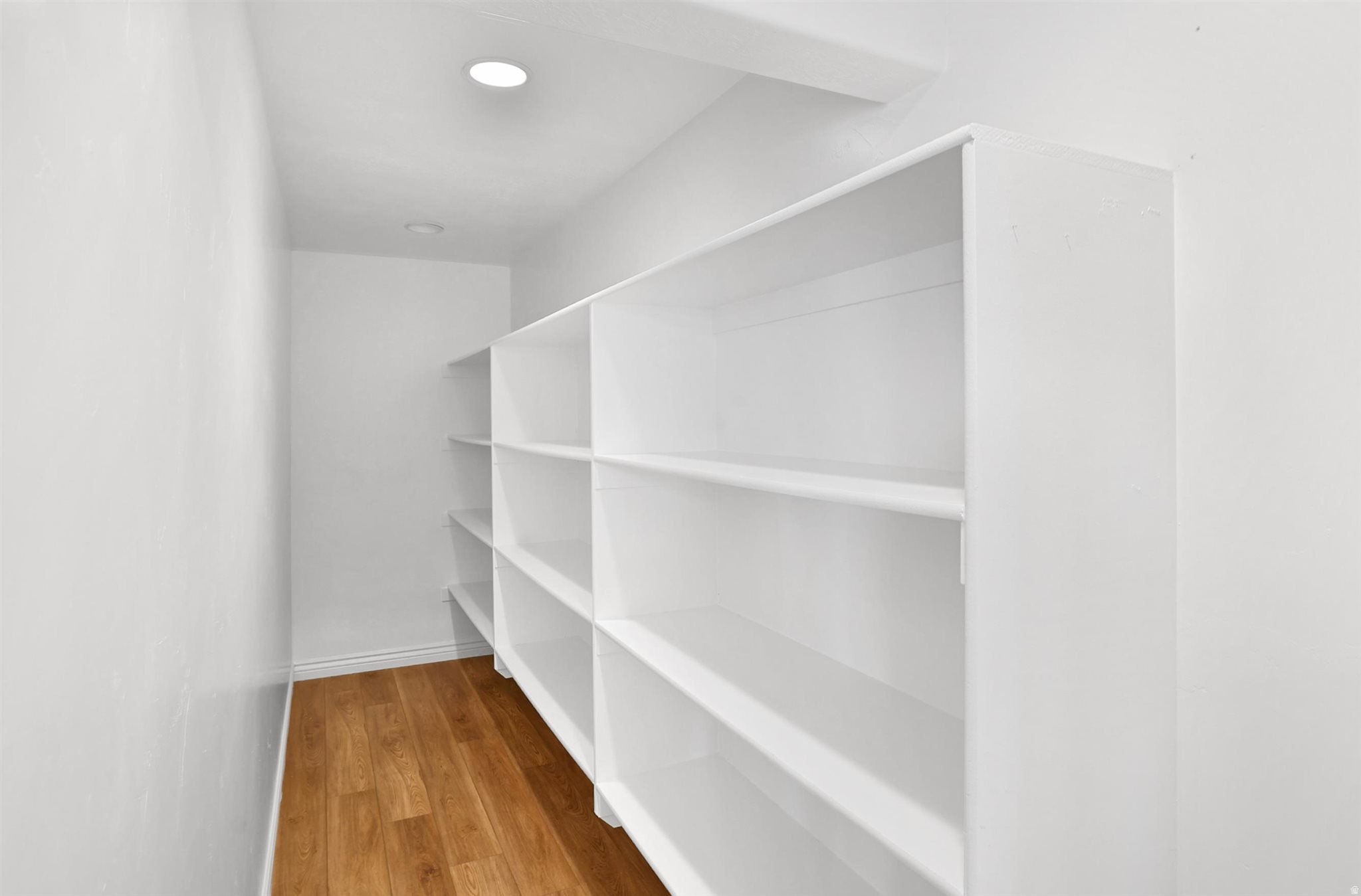 Woods Cross, Utah, 84087, United States, 6 Bedrooms Bedrooms, ,3 BathroomsBathrooms,Residential,For Sale,2002184