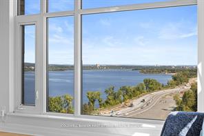 Ottawa, Ontario, K2A 1R8, CA, 2 Bedrooms Bedrooms, ,2 BathroomsBathrooms,Residential,For Sale,1989135