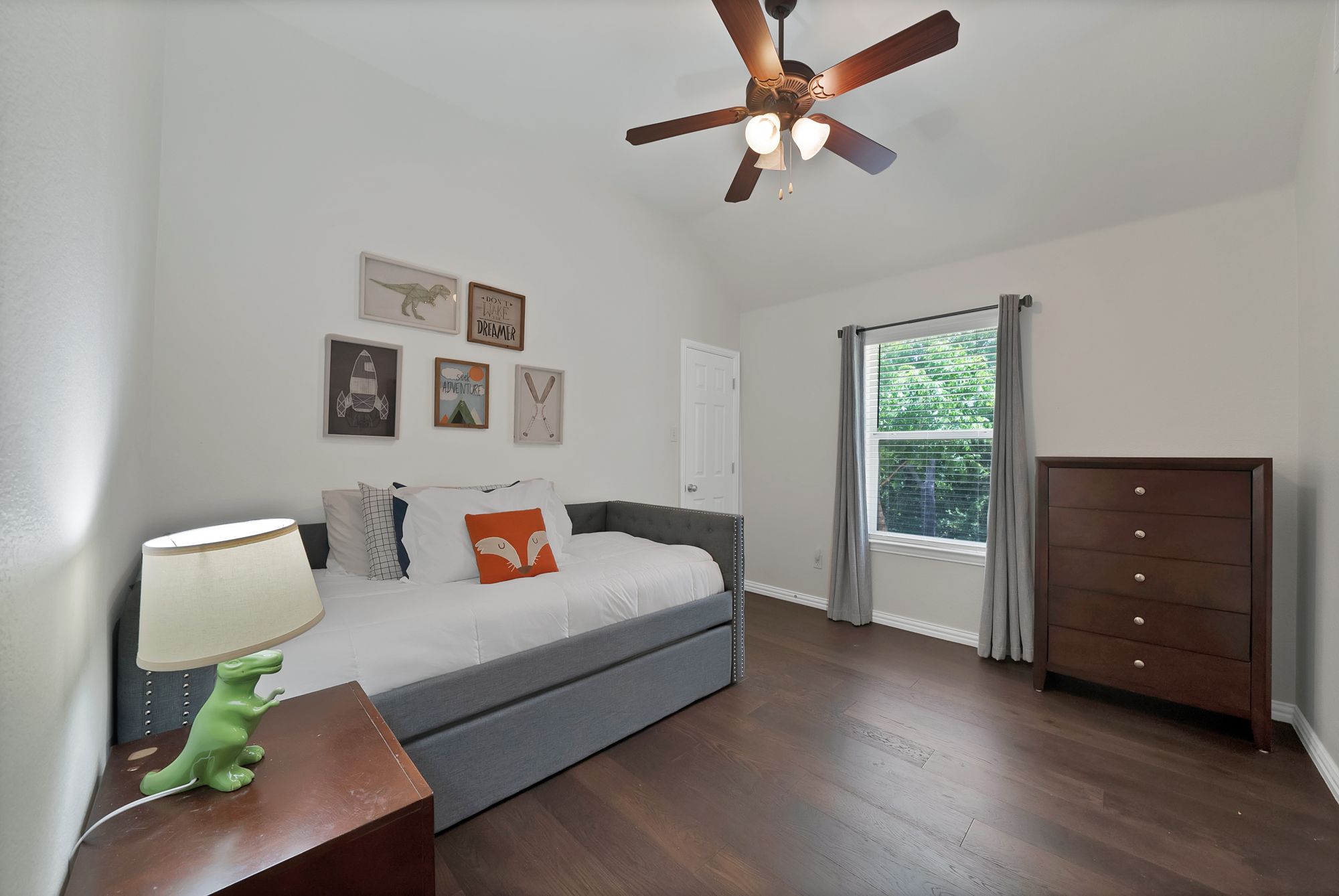  402 Valley View Court, Aledo, TX, 76008 - 物件實景