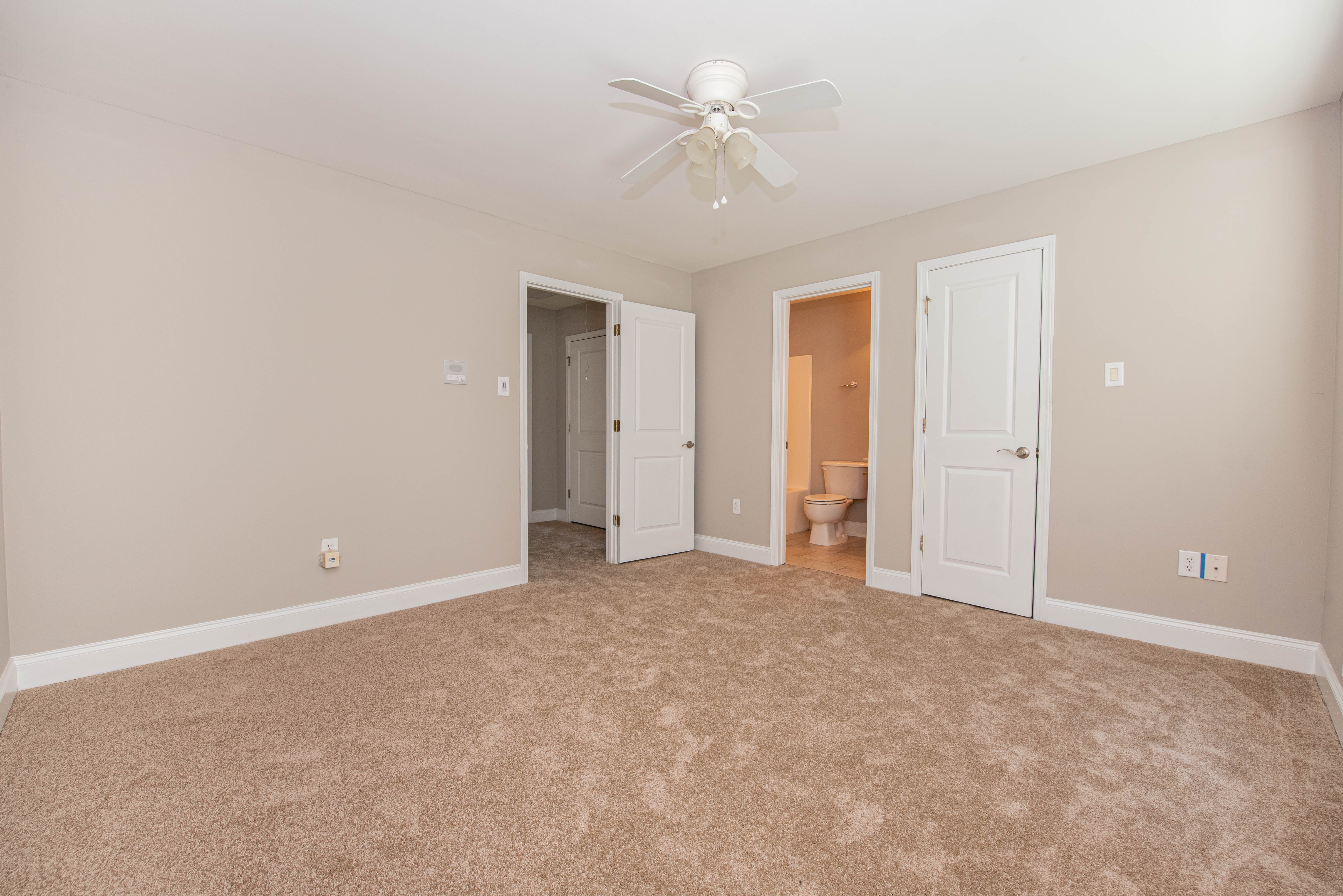 Centerville, Georgia, 31028, United States, 5 Bedrooms Bedrooms, ,4 BathroomsBathrooms,Residential,For Sale,1921700