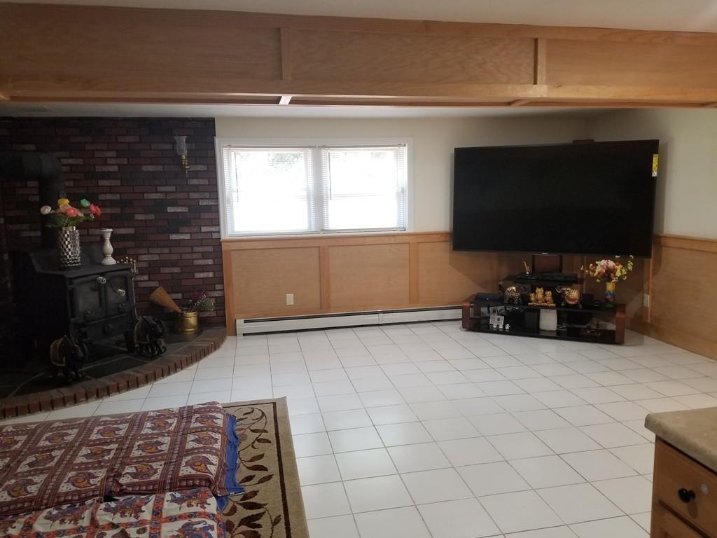 Chelmsford, Massachusetts, 01824, United States, 4 Bedrooms Bedrooms, ,3 BathroomsBathrooms,Residential,For Sale,1920536