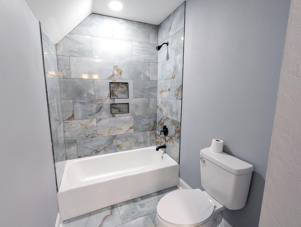 Moncks Corner, South Carolina, 29461, United States, 4 Bedrooms Bedrooms, ,3 BathroomsBathrooms,Residential,For Sale,1986405