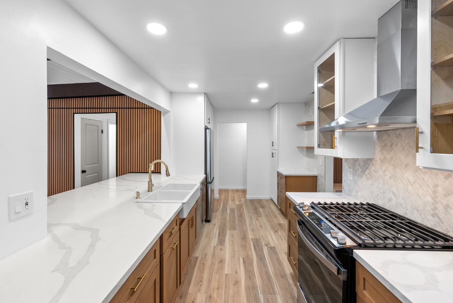 Modesto, California, 95350, United States, 4 Bedrooms Bedrooms, ,2 BathroomsBathrooms,Residential,For Sale,2001557