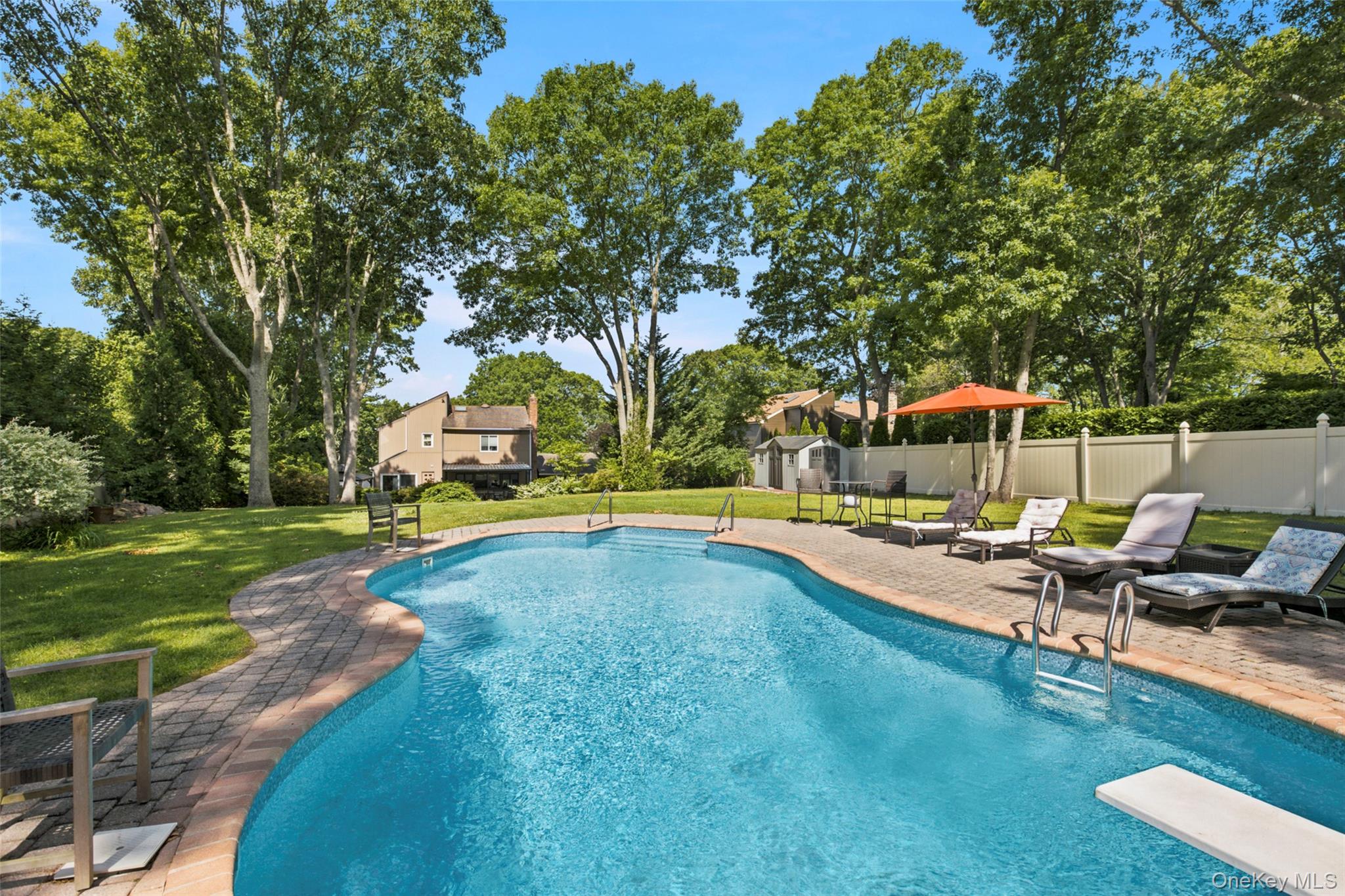  17 Lower Road, Smithtown, NY, 11787 - 物件實景
