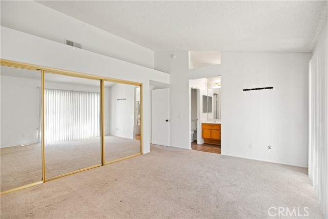 Lake Elsinore, California, 92530, United States, 4 Bedrooms Bedrooms, ,2 BathroomsBathrooms,Residential,For Sale,1977818