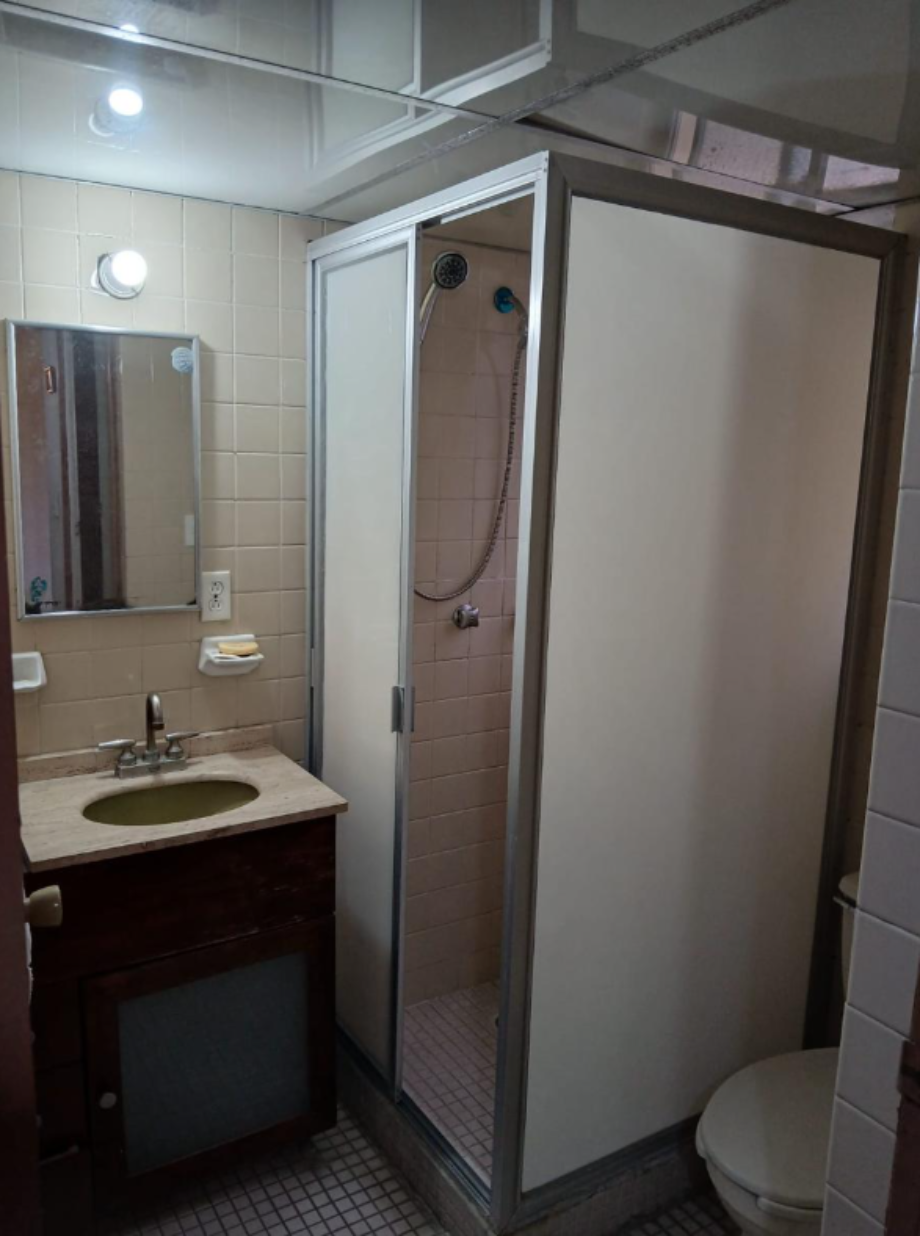 Coyoacán, Ciudad de México, 04700, Mexico, 5 Bedrooms Bedrooms, ,2 BathroomsBathrooms,Residential,For Sale,1849593