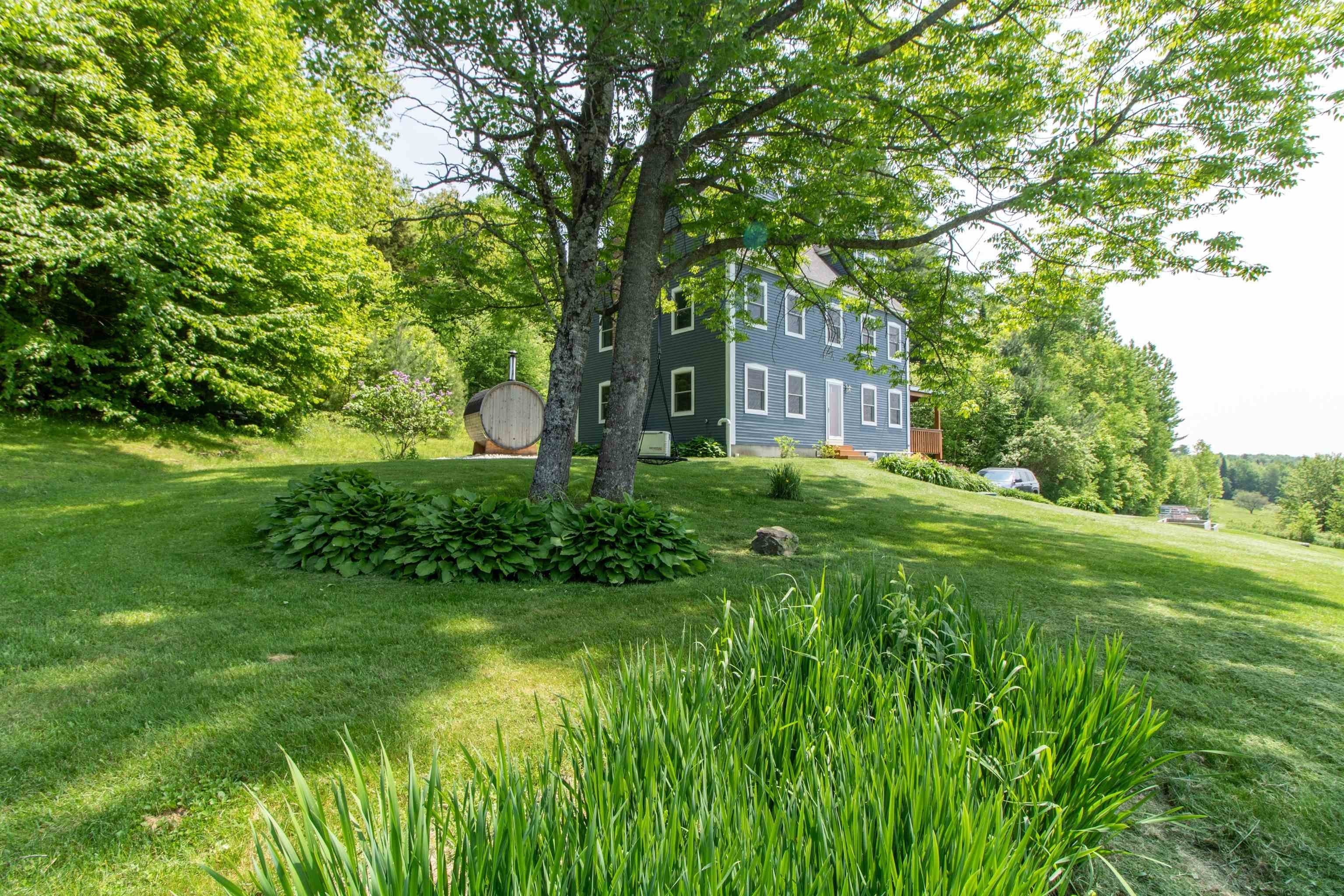 Kirby, Vermont, 05851, United States, 5 Bedrooms Bedrooms, ,3 BathroomsBathrooms,Residential,For Sale,1975447