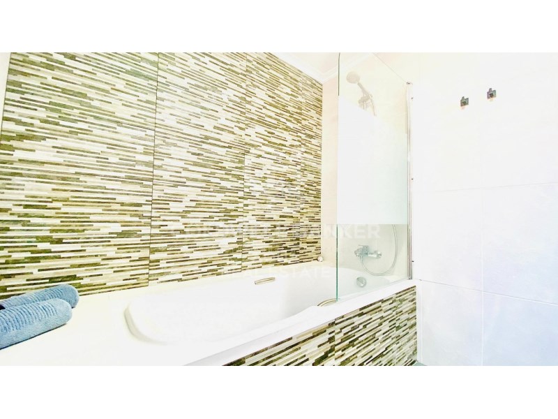 Alicante, l'Alf?s del Pi, Alfaz del Pi Pueblo-Urb, l'Alfàs del Pi, Comunidad Valenciana, 03580, ES, 7 Bedrooms Bedrooms, ,4 BathroomsBathrooms,Residential,For Sale,Alicante, l'Alf?s del Pi, Alfaz del Pi Pueblo-Urb,1603001