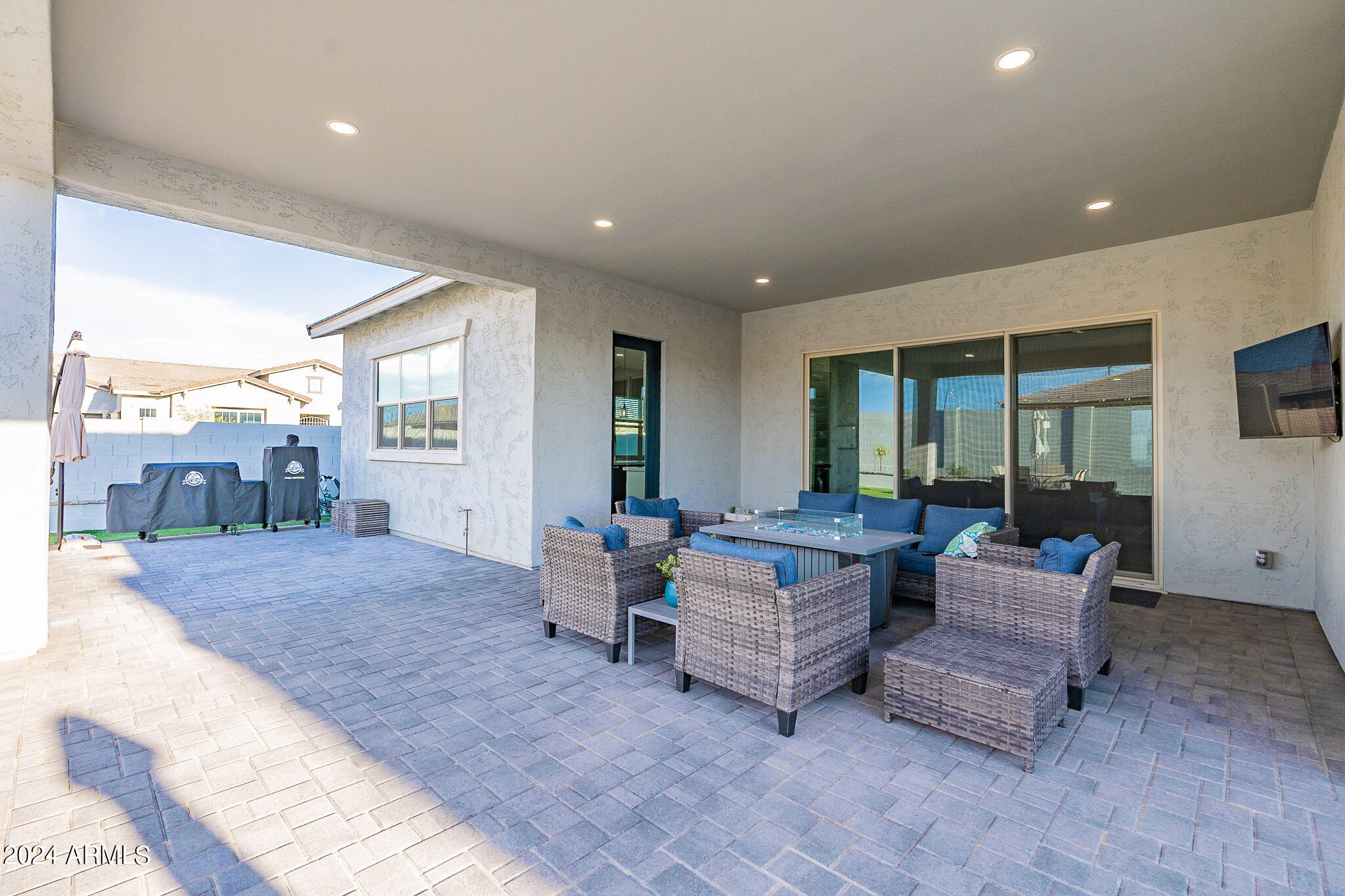 Goodyear, Arizona, 85395, United States, 4 Bedrooms Bedrooms, ,Residential,For Sale,1752366