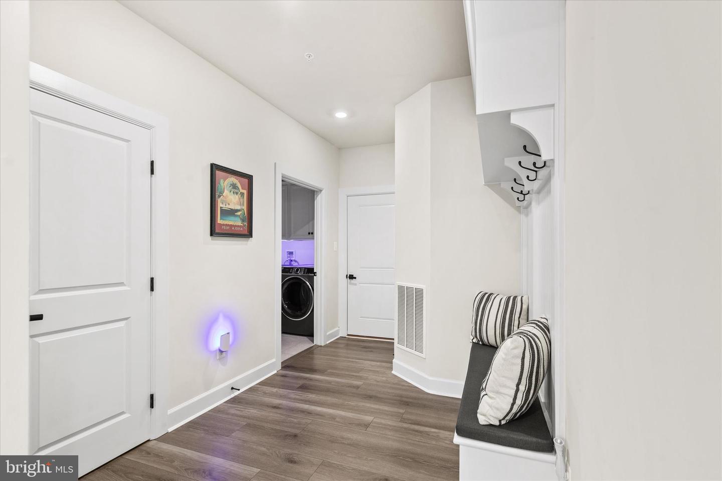 Berlin, Maryland, 21811, United States, 5 Bedrooms Bedrooms, ,4 BathroomsBathrooms,Residential,For Sale,1989737