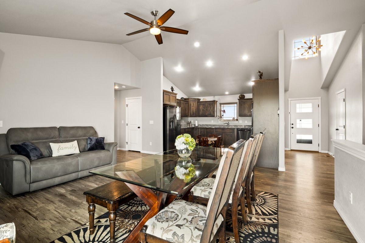 Carpenter, Wyoming, 82054, United States, 4 Bedrooms Bedrooms, ,1 BathroomBathrooms,Residential,For Sale,2014748