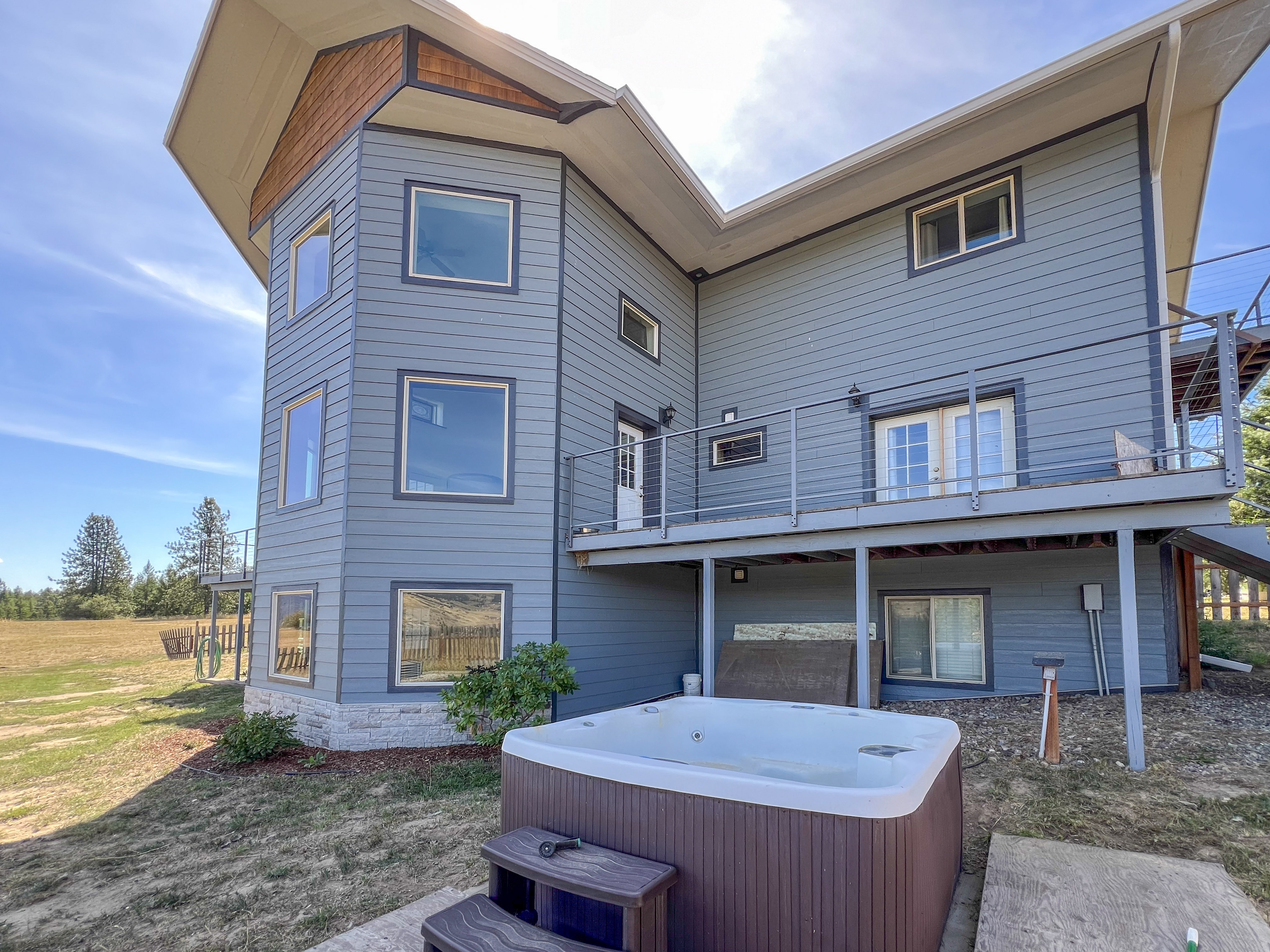 Kettle Falls, Washington, 99141, United States, 4 Bedrooms Bedrooms, ,4 BathroomsBathrooms,Residential,For Sale,1984366