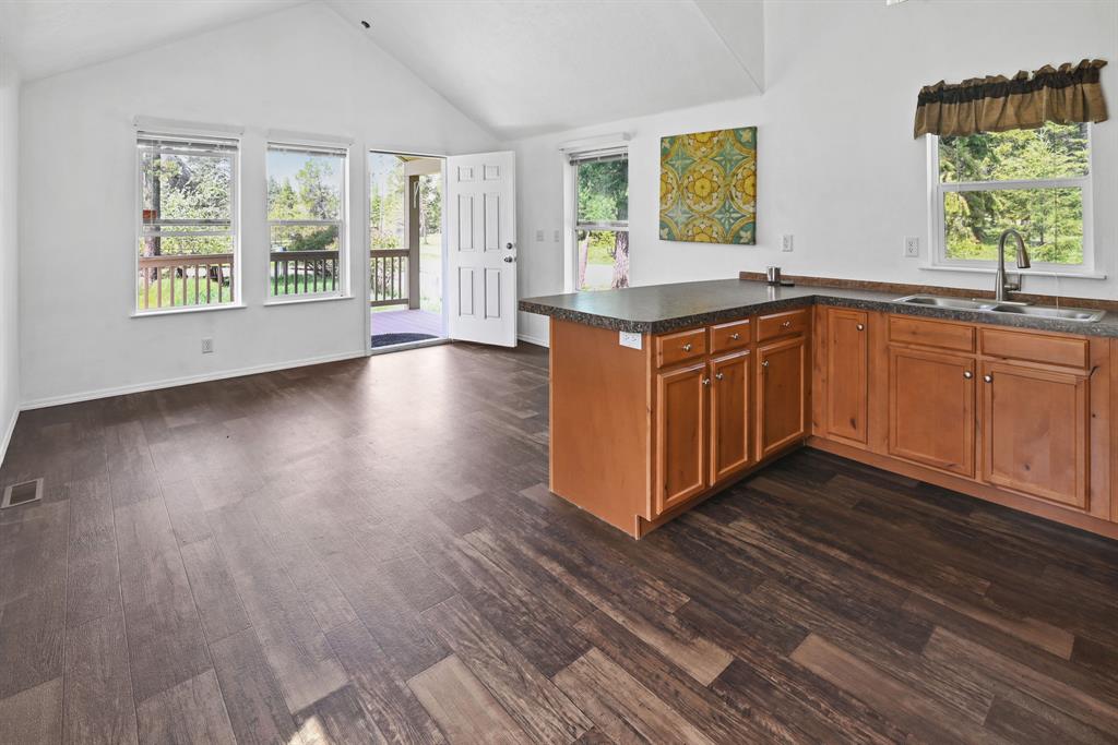 Whitefish, Montana, 59937, United States, 6 Bedrooms Bedrooms, ,5 BathroomsBathrooms,Residential,For Sale,2026243