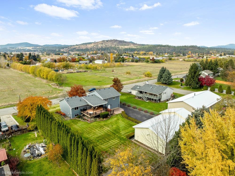 Newman Lake, Washington, 99025, United States, 4 Bedrooms Bedrooms, ,2 BathroomsBathrooms,Residential,For Sale,1987329