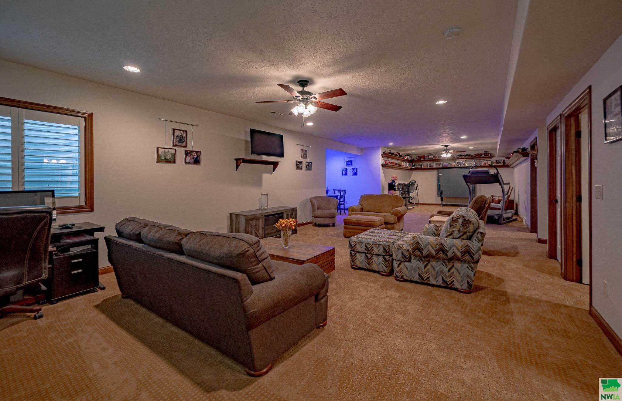 South Sioux City, Nebraska, 68776, United States, 4 Bedrooms Bedrooms, ,3 BathroomsBathrooms,Residential,For Sale,1973748