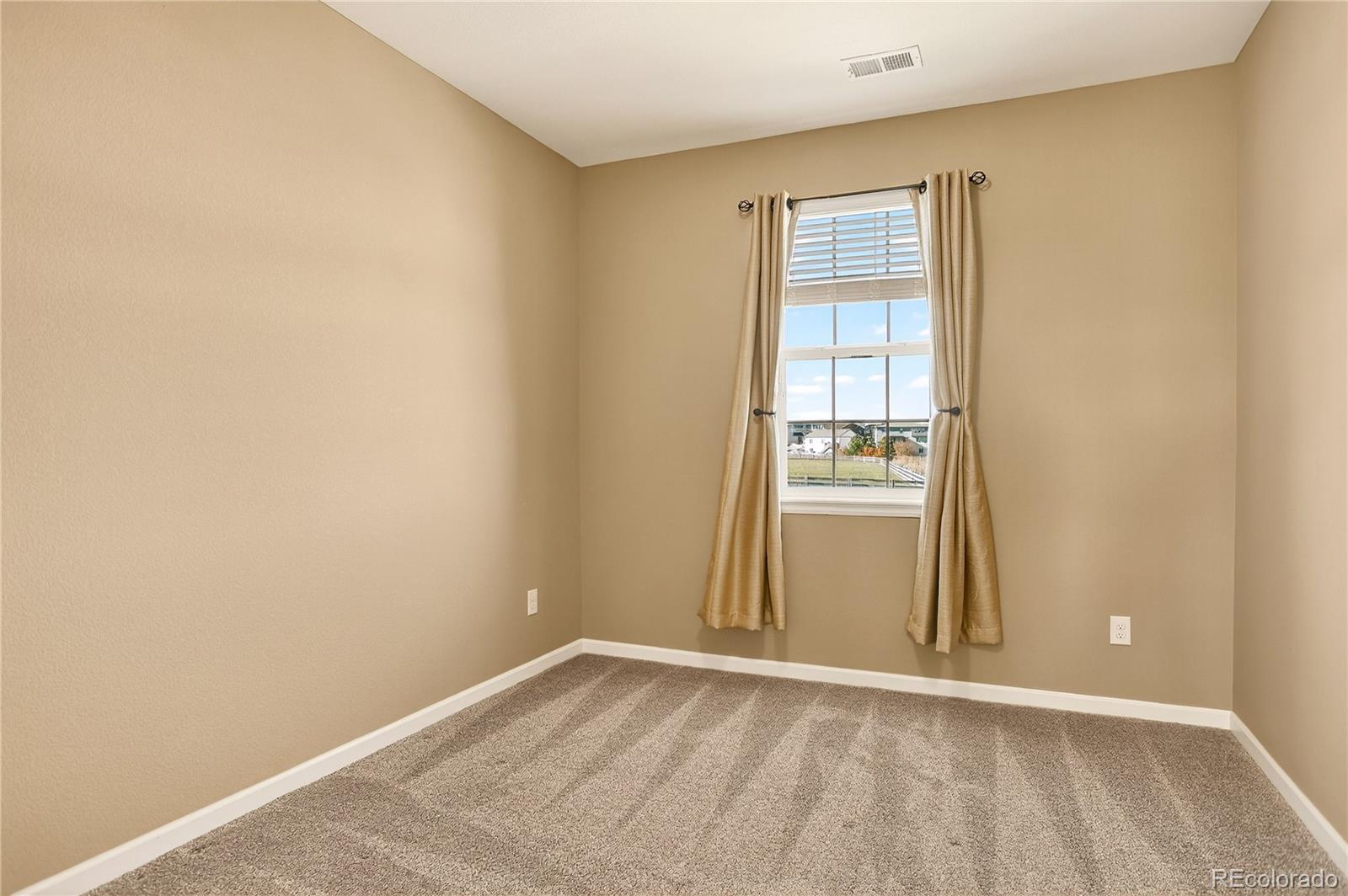 Parker, Colorado, 80134, United States, 4 Bedrooms Bedrooms, ,3 BathroomsBathrooms,Residential,For Sale,1987572