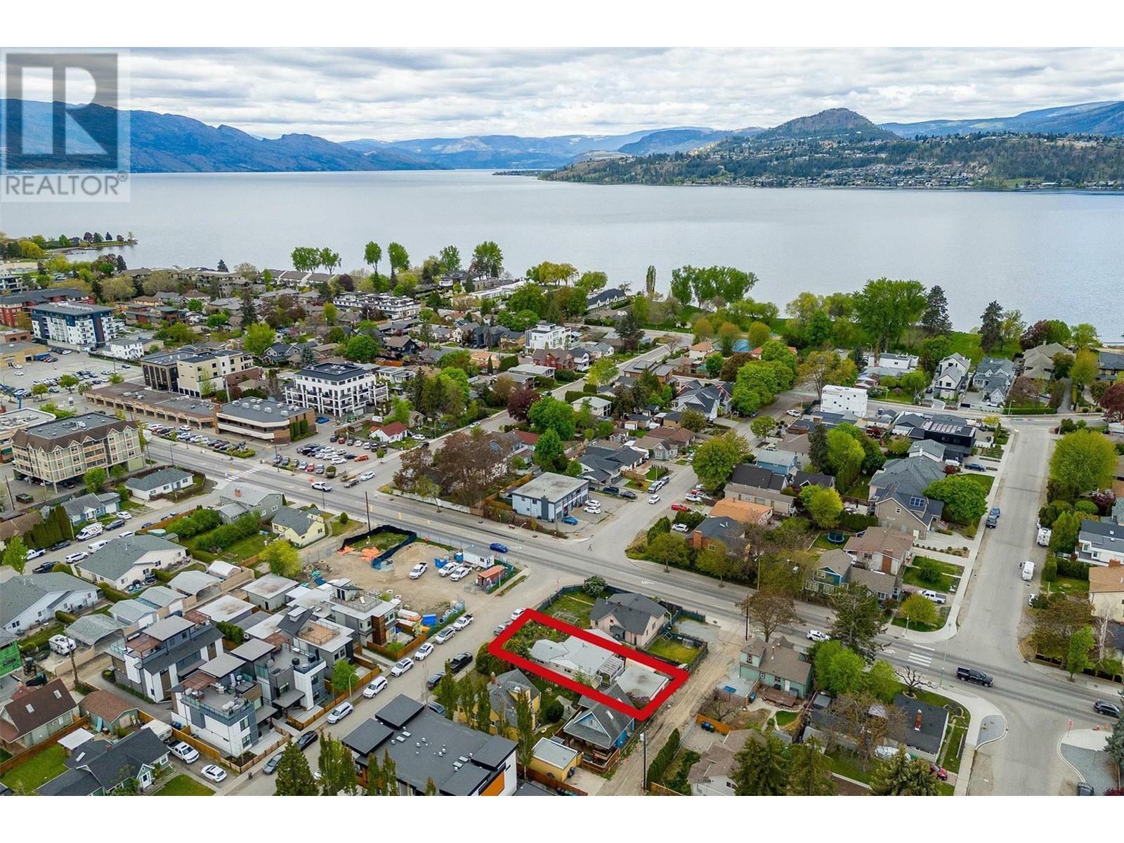 KELOWNA, British Columbia, V1Y 5C6, CA, 2 Bedrooms Bedrooms, ,1 BathroomBathrooms,Residential,For Sale,1961325
