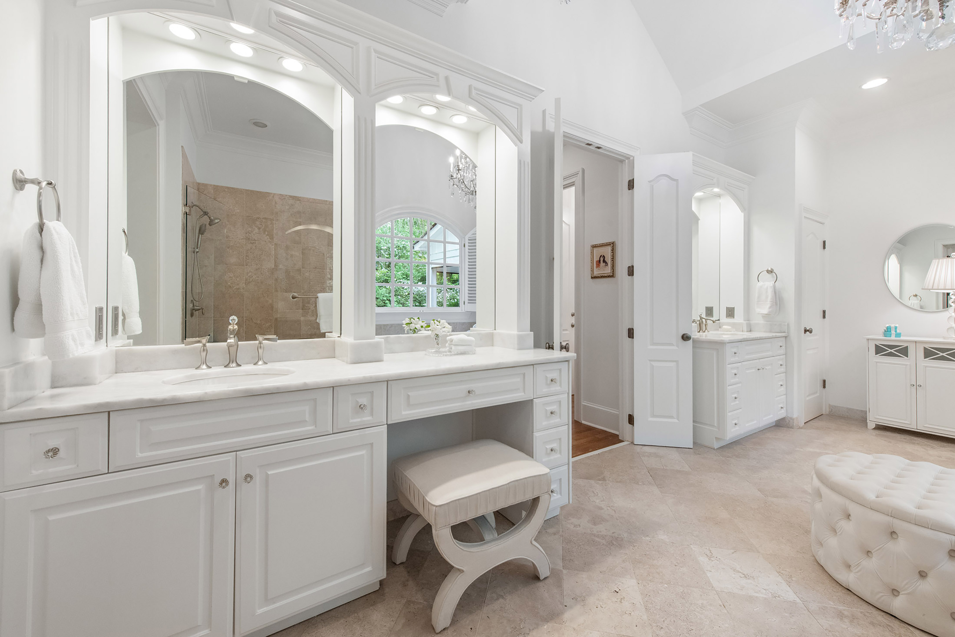  Magnificent Gated Vinings Estate Blends Elegance, Comfort and Lifestyle - 物件實景