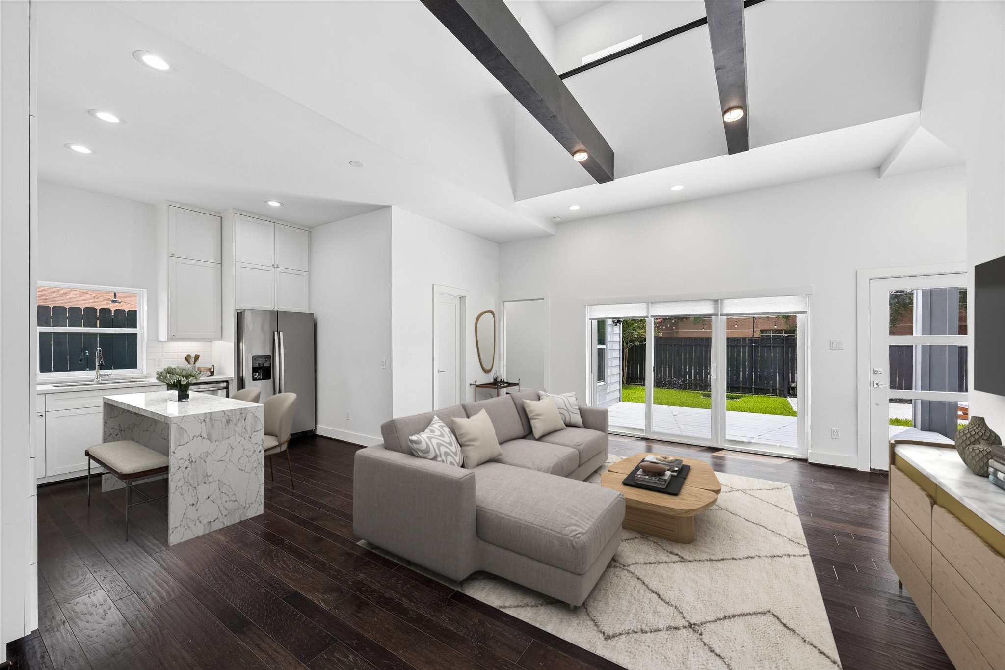  7702 Jacquelyn Oaks Road - 物件實景