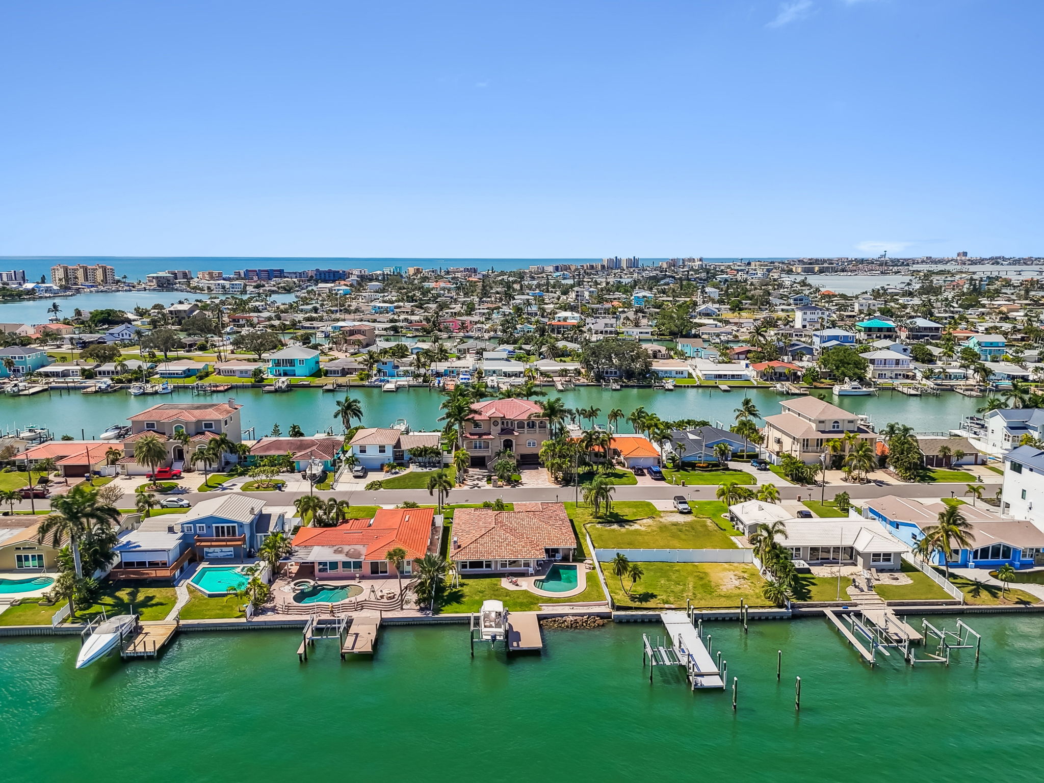 Madeira Beach, Florida, 33708, United States, 4 Bedrooms Bedrooms, ,2 BathroomsBathrooms,Residential,For Sale,2005483