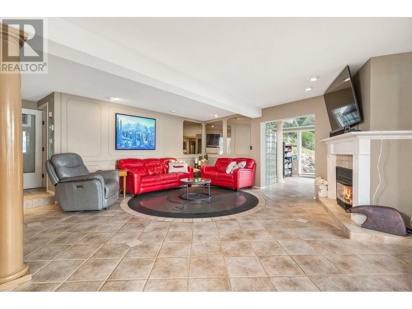 VERNON, British Columbia, V1H 1C8, CA, 5 Bedrooms Bedrooms, ,3 BathroomsBathrooms,Residential,For Sale,1838241