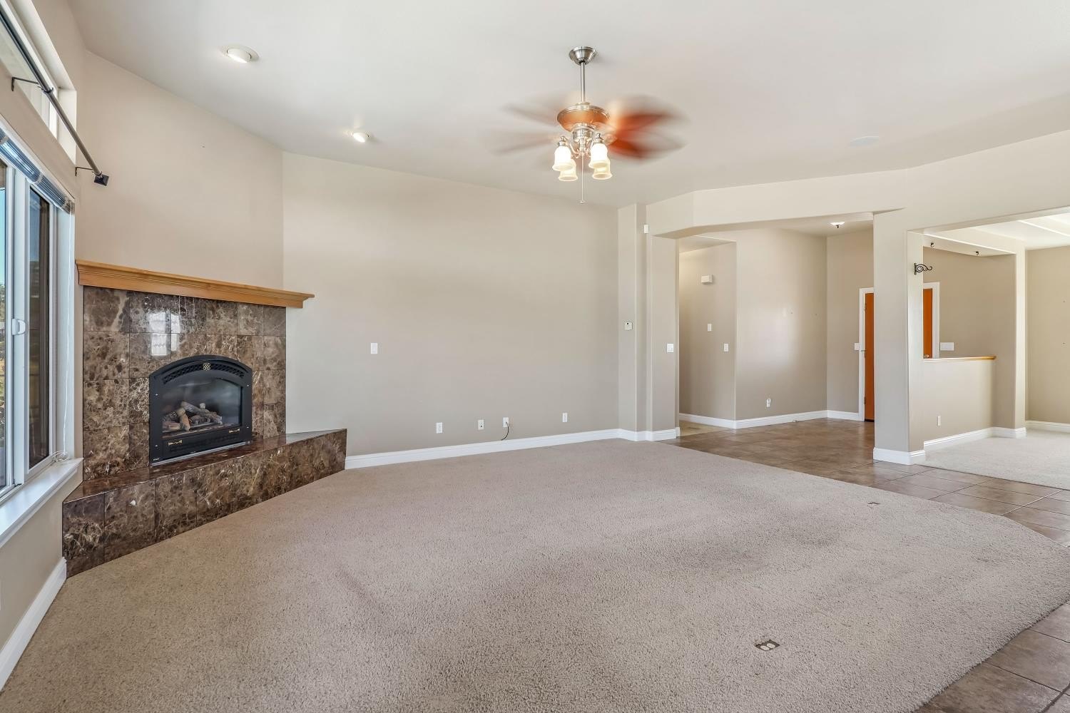 Valley Springs, California, 95252, United States, 3 Bedrooms Bedrooms, ,4 BathroomsBathrooms,Residential,For Sale,1981868