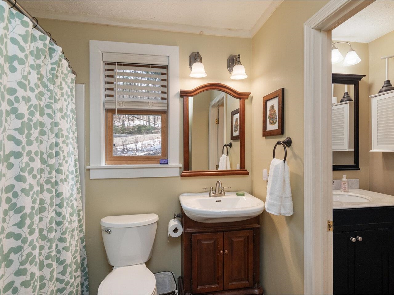 Underhill, Vermont, 05489, United States, 3 Bedrooms Bedrooms, ,2 BathroomsBathrooms,Residential,For Sale,1785113