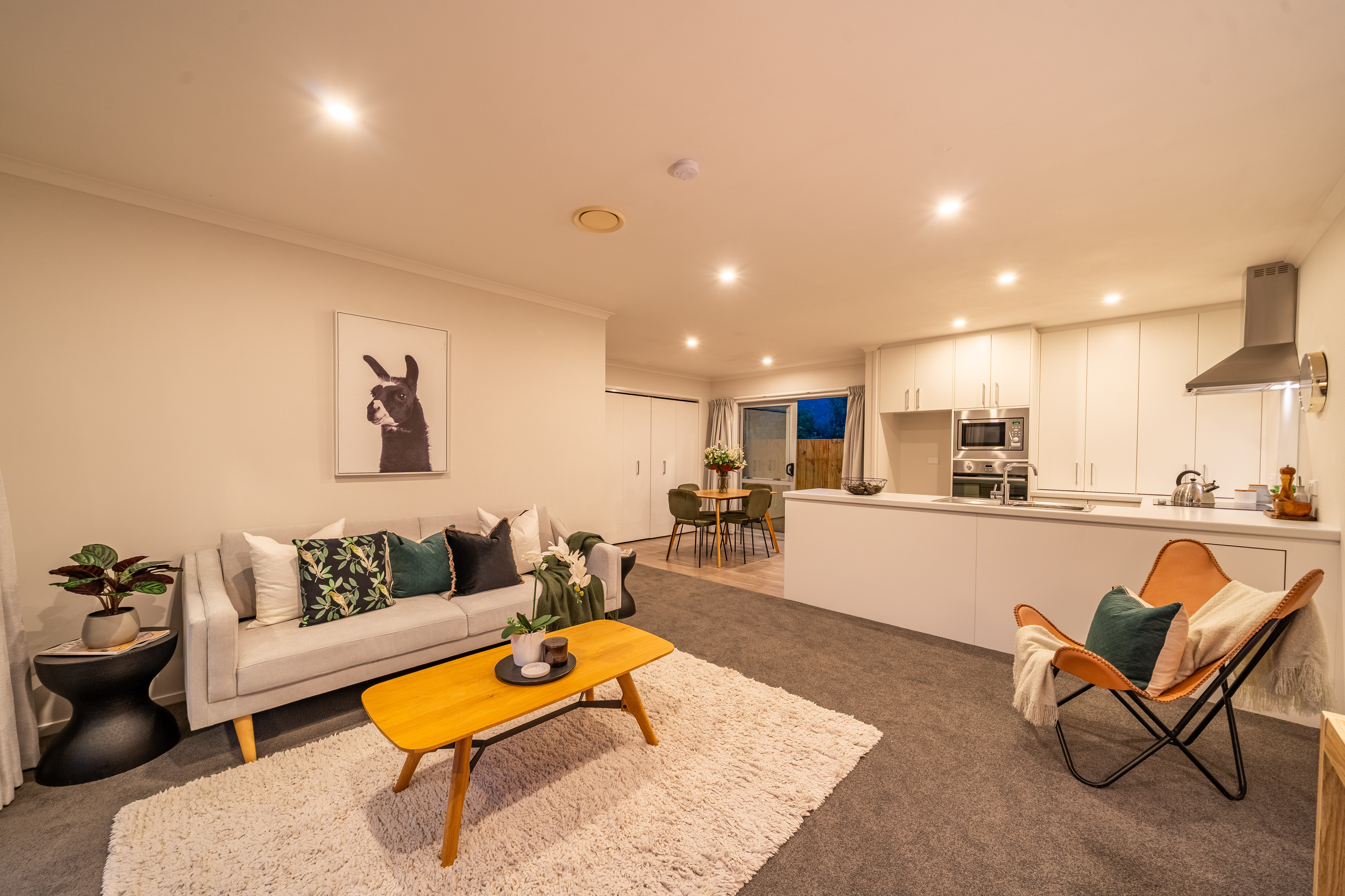  92 Sunstone Crescent, Timberlea, Upper Hutt - 物件實景