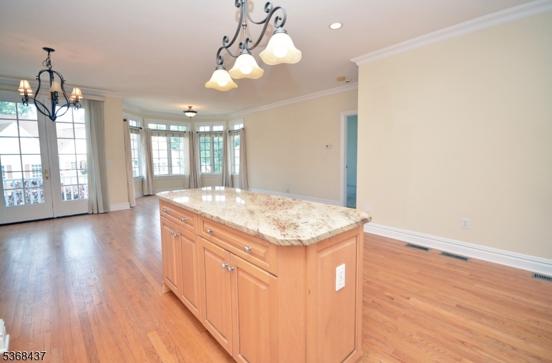 Watchung Boro, New Jersey, 07069, United States, 3 Bedrooms Bedrooms, ,3 BathroomsBathrooms,Residential,For Sale,1883486