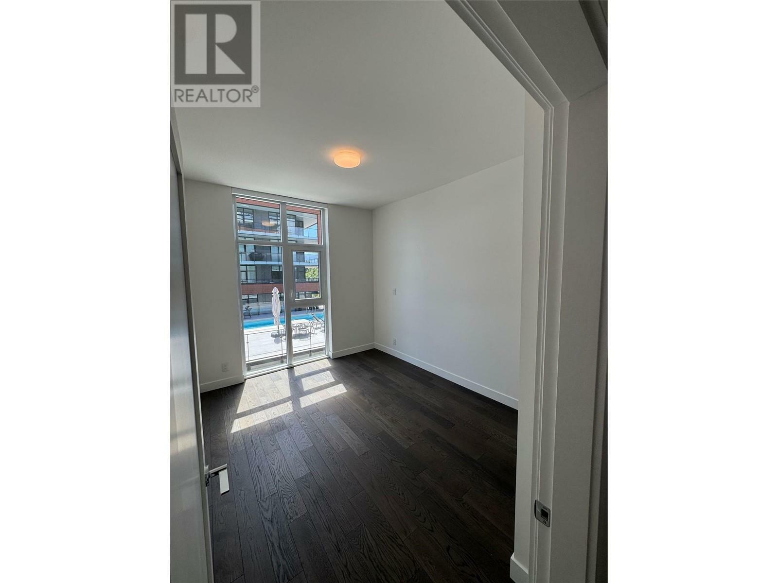 KELOWNA, British Columbia, V1W 3S9, CA, 2 Bedrooms Bedrooms, ,2 BathroomsBathrooms,Residential,For Sale,1882602