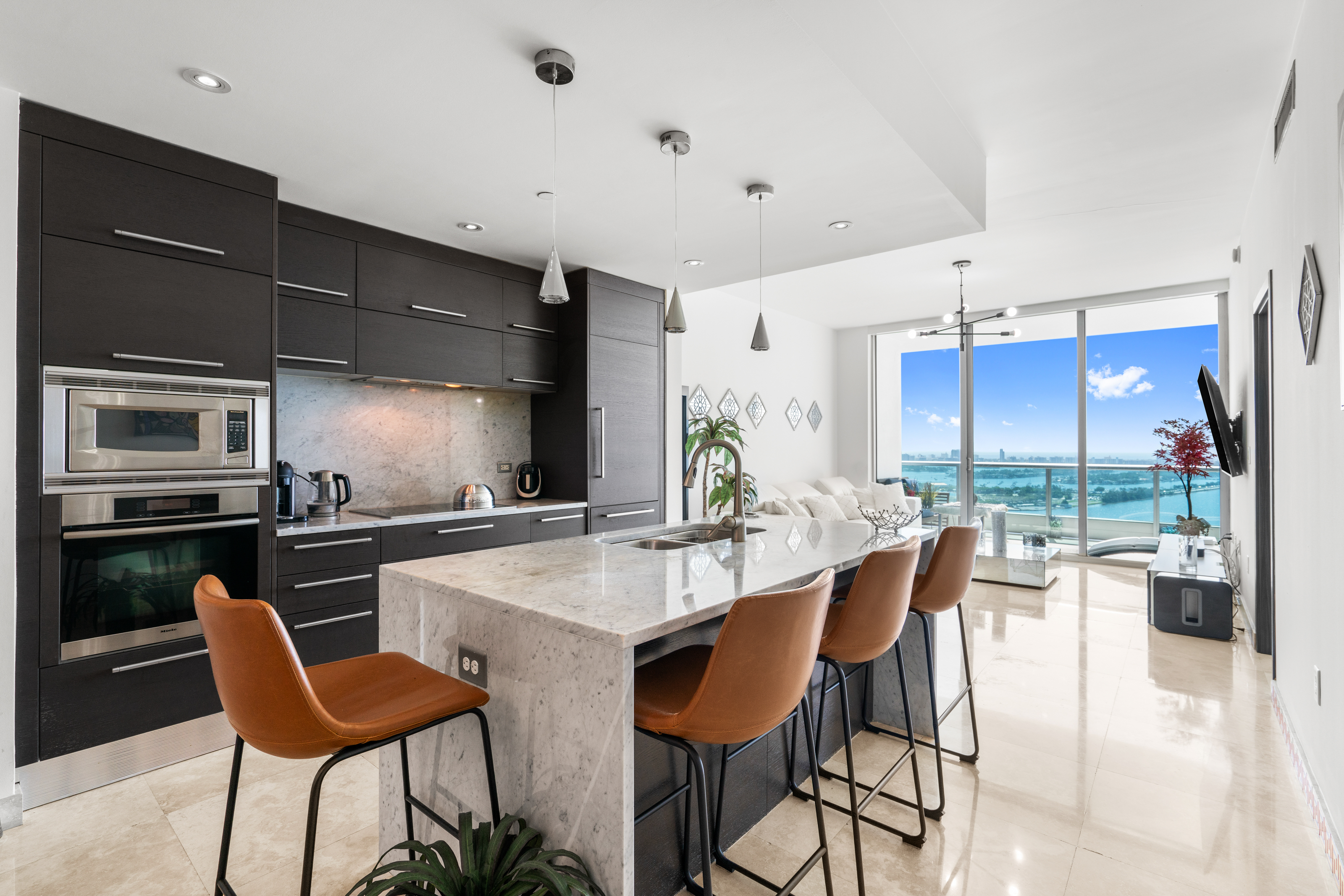  900 Biscayne Blvd, Miami, FL, 33132 - 物件實景